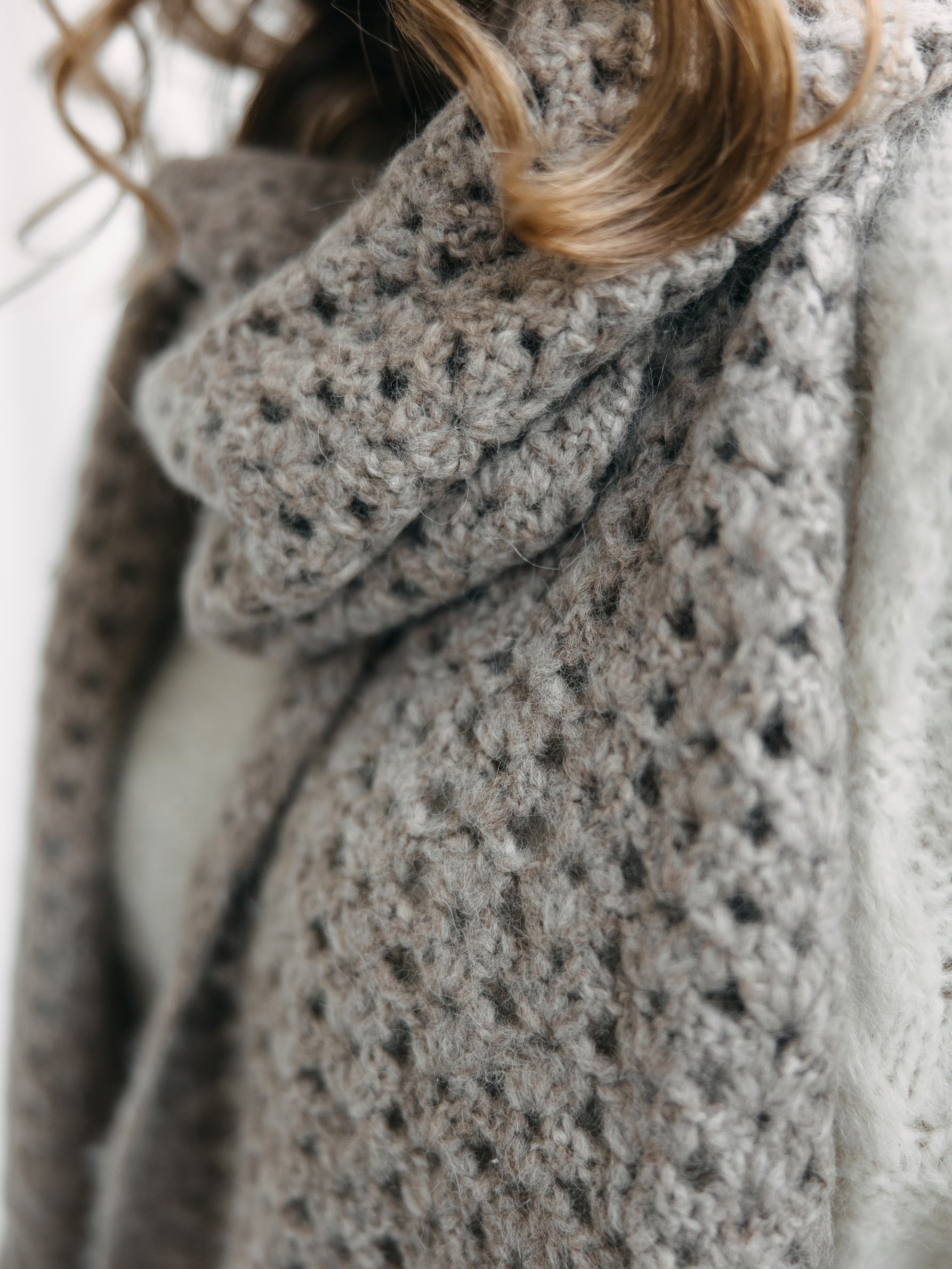 Abancio scarf